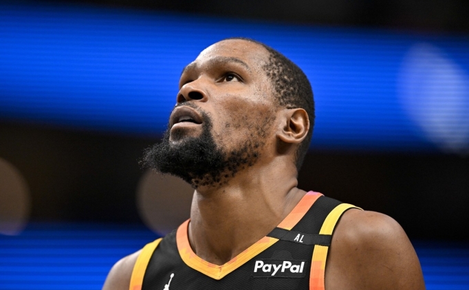 Rockets, Kevin Durant takibinde 'geri ad�m att�'