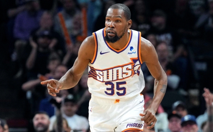 Simmons: 'Kevin Durant'in Spurs'e takas� �oktan yap�lm�� olabilir'