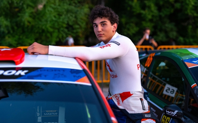 Kerem Kazaz, WRC3 �ampiyonas�nda 3'�nc� s�raya y�kseldi