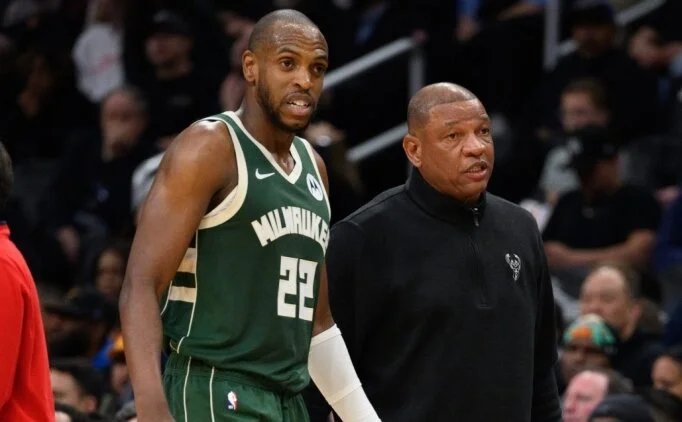 Rivers aklad; Khris Middleton neden benche alnd?