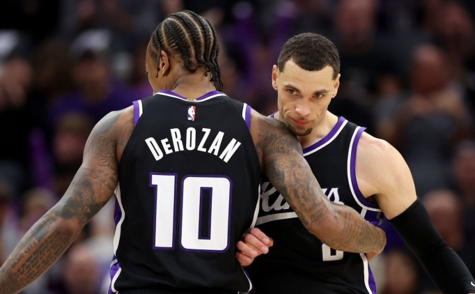 Kings, LaVine ve DeRozan'�n 80 say�s�yla Pistons'� devirdi