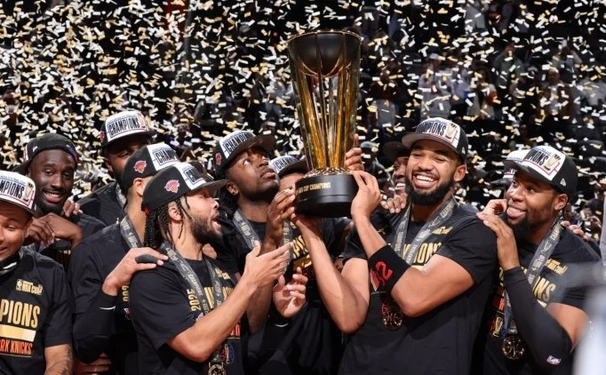 Knicks, Spurs'� ma�lup ederek NBA Cup �ampiyonu oldu!