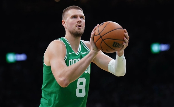 Porzingis, viral hastal���n etkilerini h�l� atlatamad�!