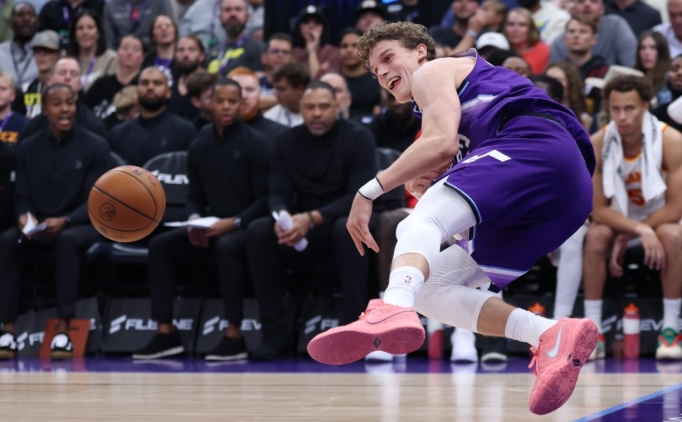 Jazz, y�ksek piyasa de�erine ra�men Lauri Markkanen'� takasa kapatt�