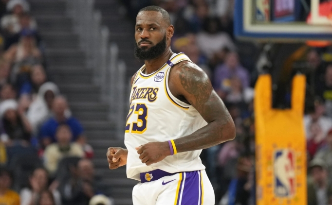 Pelinka: 'LeBron'un Lakers'ta emekli olmas harika olur'
