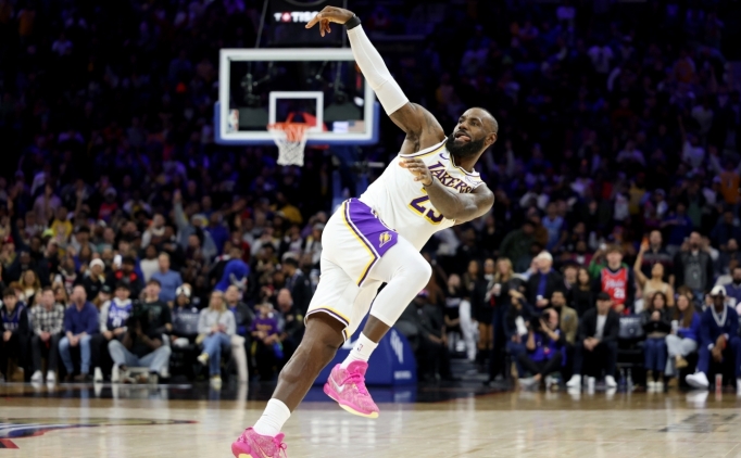 LeBron, 76ers zaferi sonras emeklilik imasnda bulundu