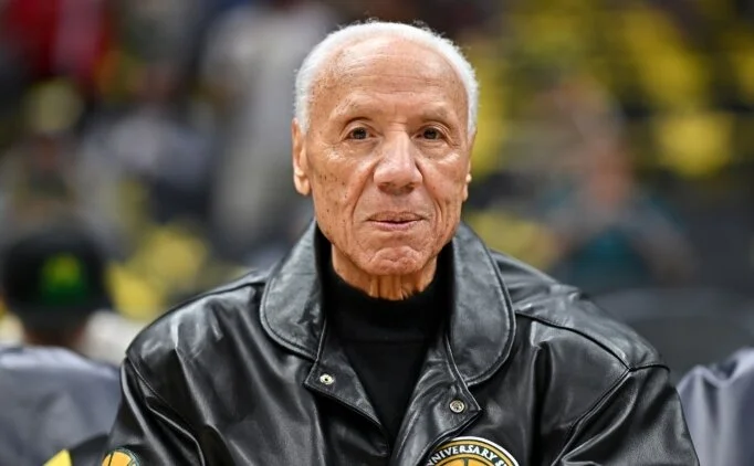 Efsane ko� Lenny Wilkens, 88 ya��nda hayat�n� kaybetti