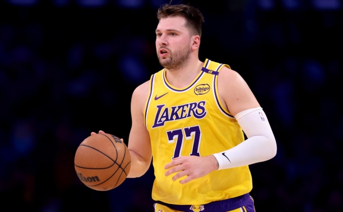Magic Johnson'dan Luka'ya: 'Formda olman i�in uyar�lmana gerek olmamal�'