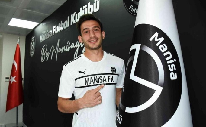 Manisa FK'de 3 fesih birden