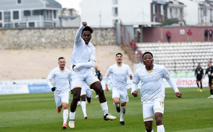 Manisa FK'da Diallo ayr�ld�