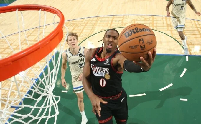 NBA'de 76ers, Maxey'nin 54 say�s�yla Bucks'� devirdi