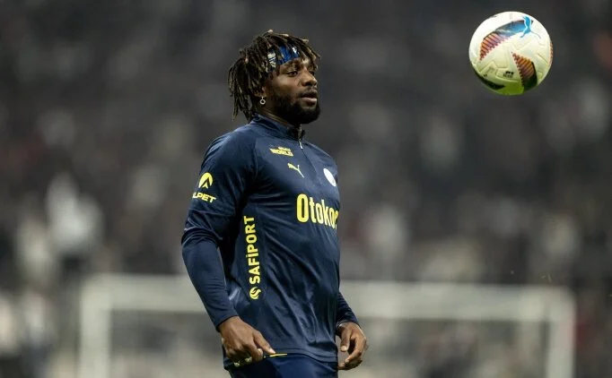 Allan Saint-Maximin'den taraftara cevap: 'Elimde kan�tlar var'