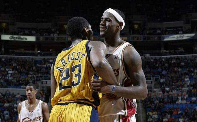 LeBron: 'Beni en iyi savunan oyuncu Metta World Peace'ti'