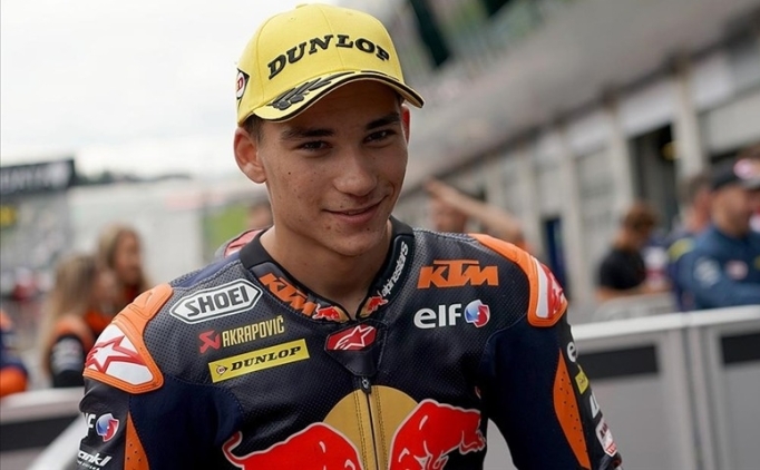 Deniz, Moto2'de Assen'de, Kadir S�perbike �spanya'da piste ��k�yor