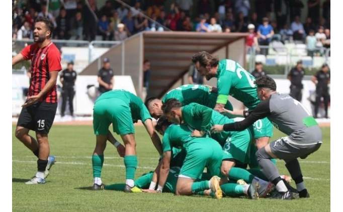 Mu�laspor'da yeni sezon �ncesi ayr�l�klar