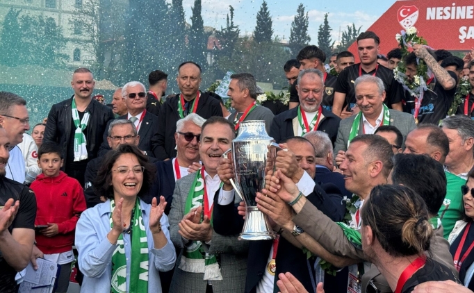 Mu�laspor'dan 18 y�l sonra muhte�em �ampiyonluk