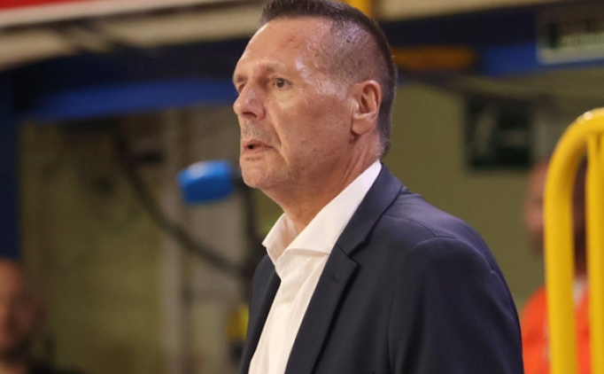 Fenerbah�e Opet'te yard�mc� antren�rl��e Nacho Martinez geldi