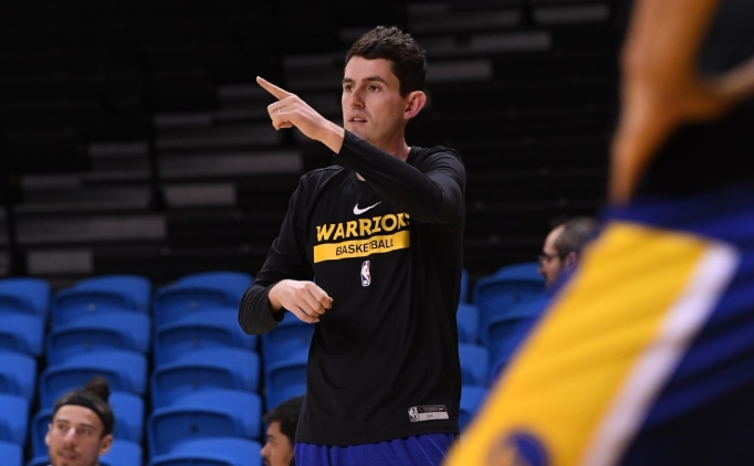 Warriors, Steve Kerr'�n o�lu Nick Kerr'� ko� ekibine dahil etti