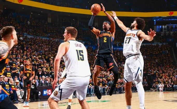 Knicks'ten Boston'a 2-0 �oku, OKC'den 87 say�l�k devre!