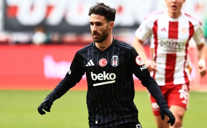Yeni d�nemin bayrak adam� Rafa Silva