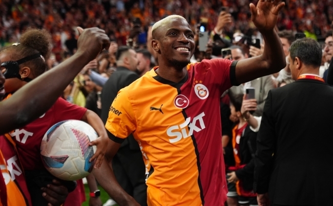 Osimhen, Icardi'ye kom�u oluyor