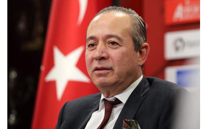 Genlerbirlii'nde bakan Osman Sungur, grevi brakt!