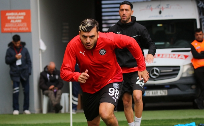 Bornova ve Ku�adas�spor kurtulu� i�in sahada