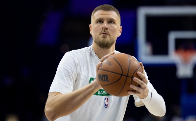 Porzingis, tan�mlanamayan hastal���yla �st �ste alt�nc� ma��n� ka��rd�