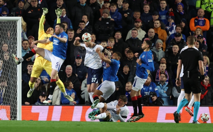 Glasgow Rangers'a F.Bah�e ma�� i�in UEFA soru�turmas�!