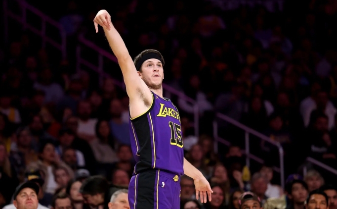 Reaves: 'Beyaz oyunculara kar�� �n yarg� oldu�u do�ru...'