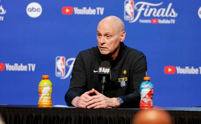 Pacers ko�u Carlisle'dan tak�m�na �vg�: 'Biz buyuz'