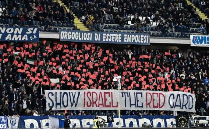 Serie A'da Empoli trib�nleri, �srail'e k�rm�z� kart g�sterdi