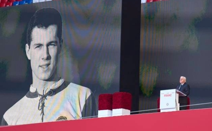 Bayern M�nih'te 5 numaral� forma emekli ediliyor!