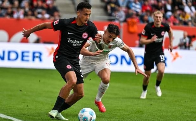 Augsburg - Frankfurt ma�� sessiz sedas�z!