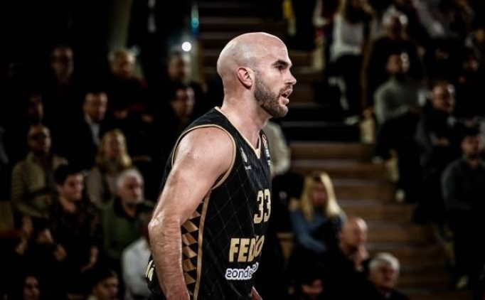 Monaco evinde Real Madrid'i Calathes ile devirdi
