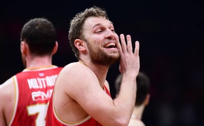 Olympiakos deplasmanda Paris Basket'i farkl� devirdi