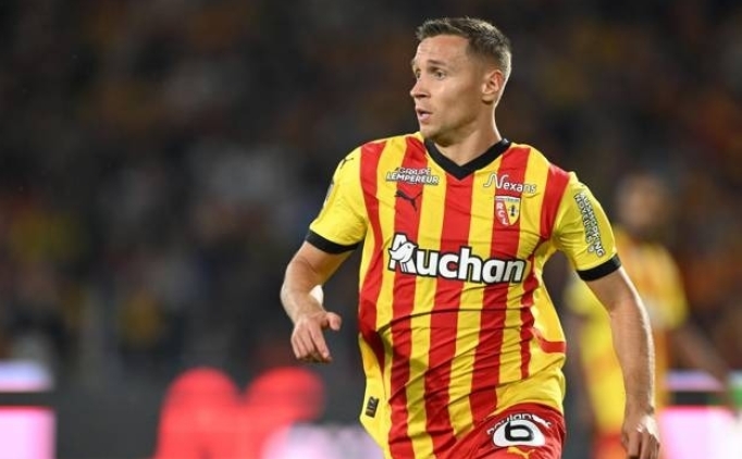 Galatasaray'da Przemyslaw Frankowski geli�mesi