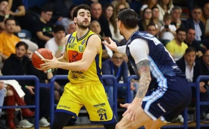 Kar��yaka Erkek Basketbol Tak�m�, Maxhuni'yi transfer etti