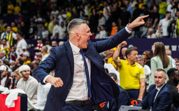 Modern EuroLeague'de oyuncu ve ko� olarak �ampiyonluk kazanan tek isim: Saras Jasikevicius