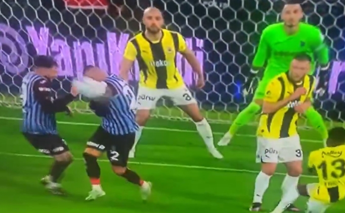 Fenerbah�e penalt� bekledi; o pozisyon