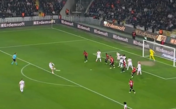 Gaziantep'ten ofsayt ve penalt� itiraz�