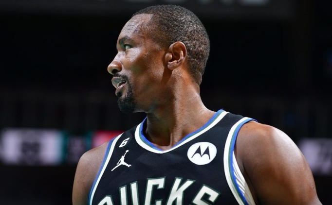 Ibaka, Real Madrid'den ayr�ld�ktan sonra NBA'e d�n�� sinyali verdi