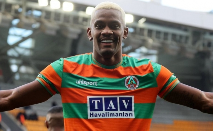 Alanyaspor'un en golc ismi Cordova oldu
