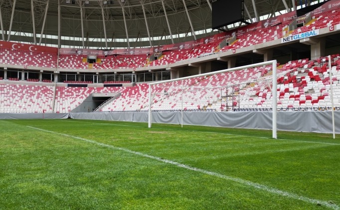 4 Eyl�l Stad� Fenerbah�e ma��na haz�rlan�yor