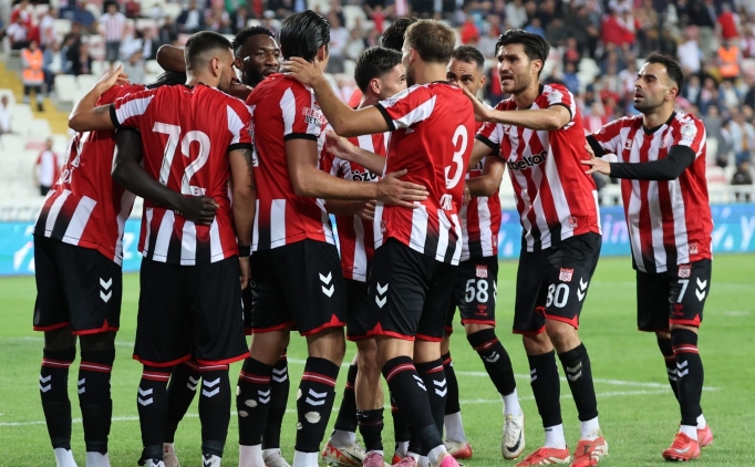 Sivasspor'un ligde 8 malk galibiyet hasreti sona erdi