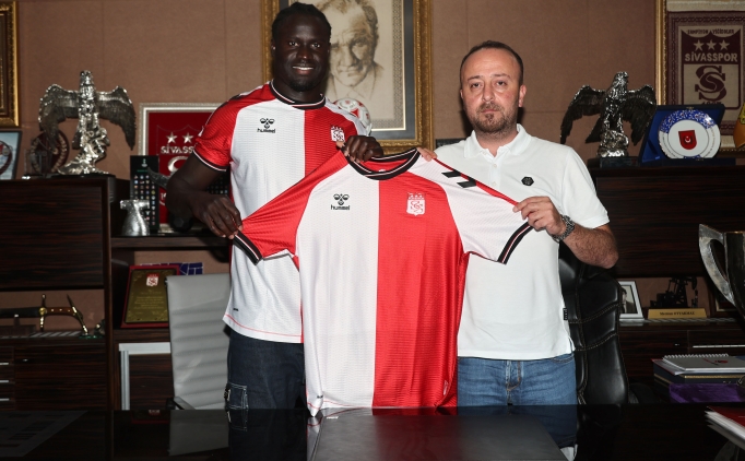 Sivasspor'dan transfer ov!