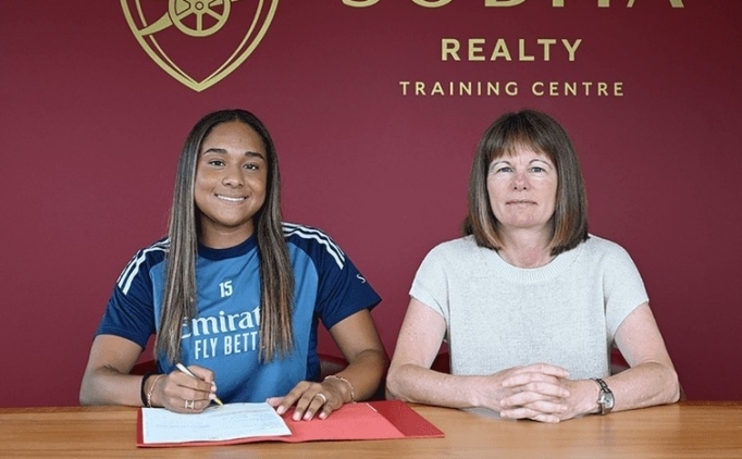 Kad�n futbol tarihinde rekor transfer bedeli!