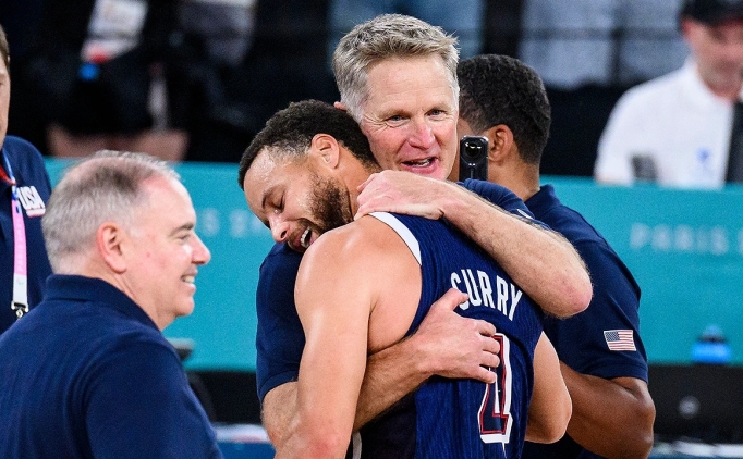 Kerr: 'Hl koluk yapyorsam, sebebi Steph Curry'