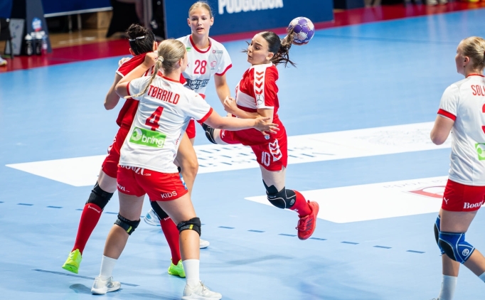 Trkiye, 17 Ya Alt Avrupa ampiyonas'nda Danimarka'ya malup