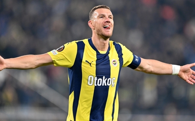 Fenerbah�e, kaptan�yla bir sezon daha istiyor!